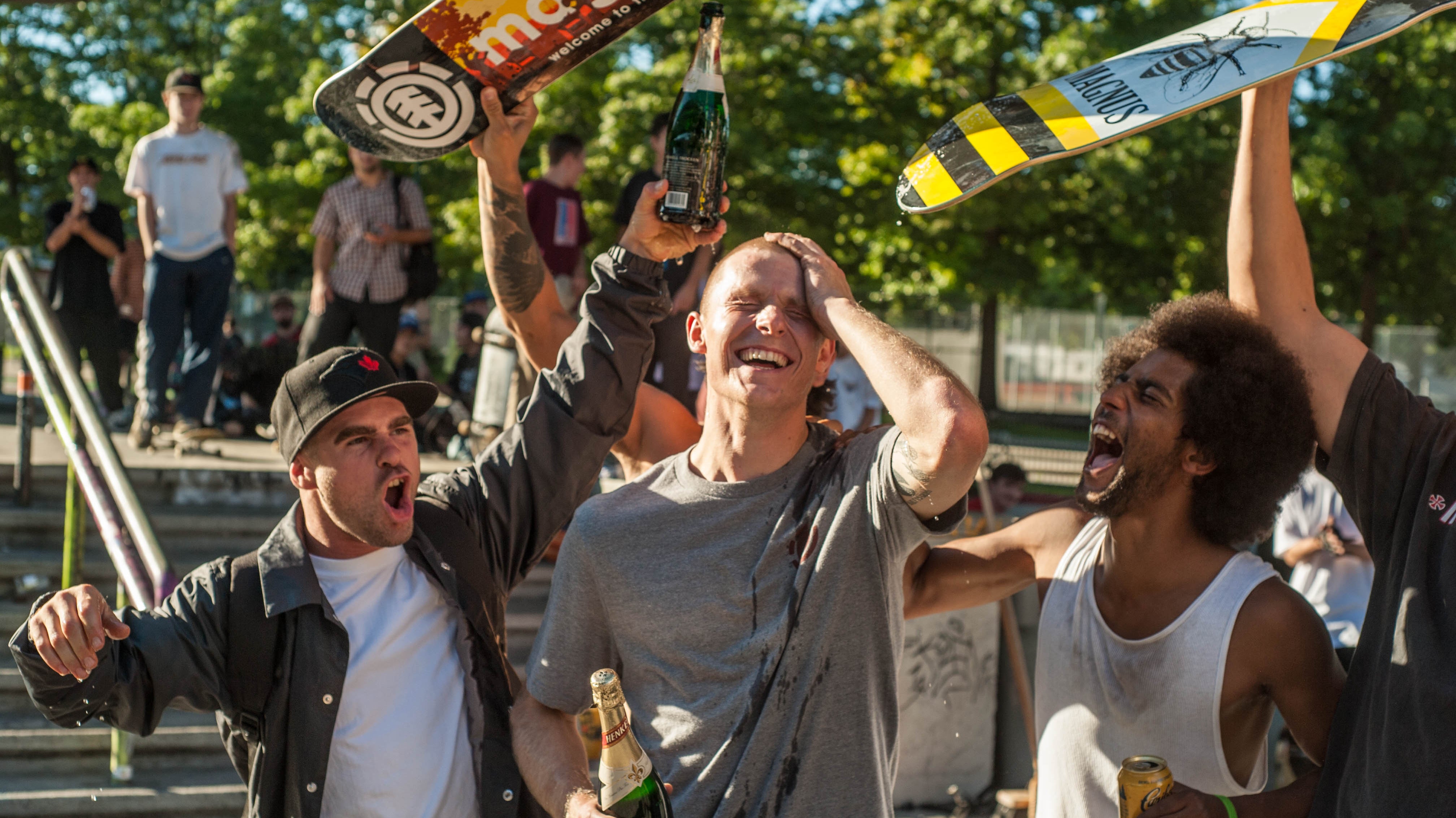 Magnus Hanson is PRO!